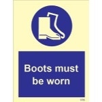 IMO sign5725:Boots must be worn
